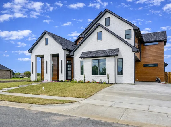 2008 Nichole Blvd, Pottsboro, TX 75076