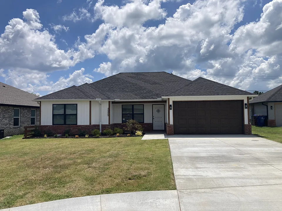 10423 Preston Ct
