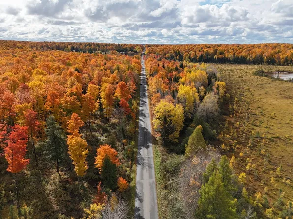 Sunset Lake Rd, Iron River, MI 49935