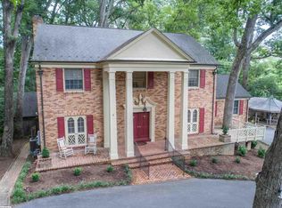 421 Windemere Dr, Staunton, VA 24401