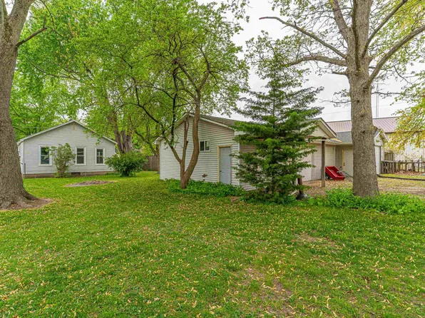 317 Latham St, Lincoln, IL 62656