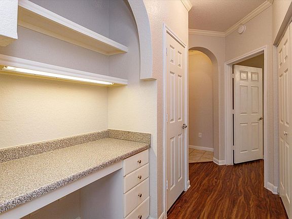 2nd image of 860 N Orange Ave APT 262