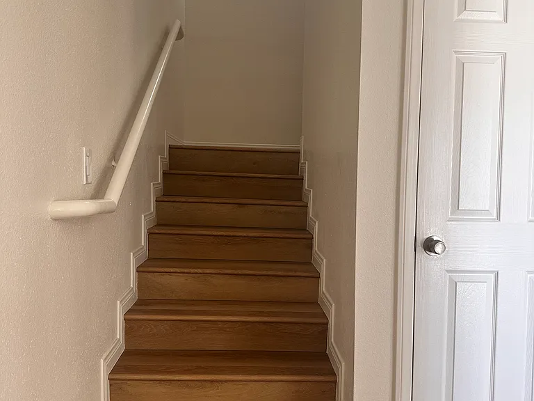 108 W Maple St #23 — Photo 11