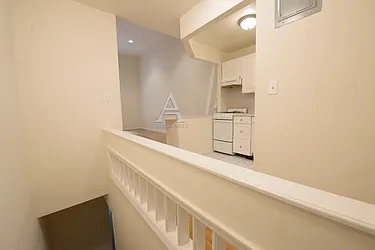 Rented by Peter Ashe