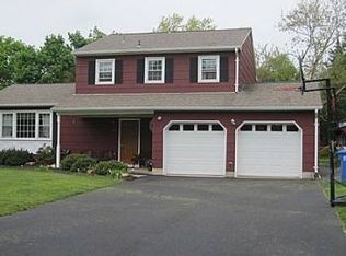 35 Sturwood Dr, Hillsborough, NJ 08844