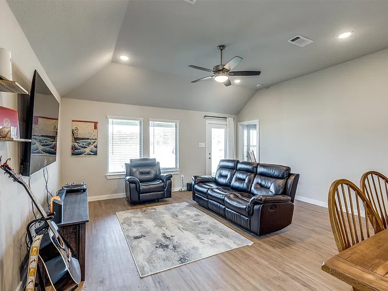 949 Gentle Moss Dr — Photo 24