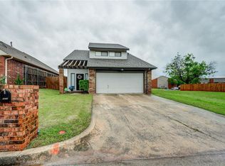 2632 Lynn Ln, Oklahoma City, OK 73120