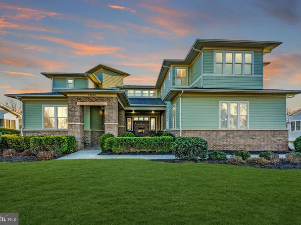 41633 White Yarrow Ct, Ashburn, VA 20148