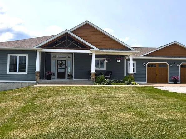 501 Dogwood Dr, Macon, MO 63552