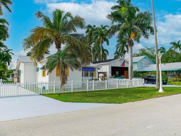 204 Allen Ave, Everglades, FL 34139