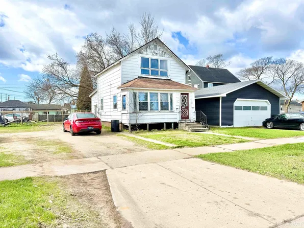 1119 3rd Ave N, Escanaba, MI 49829
