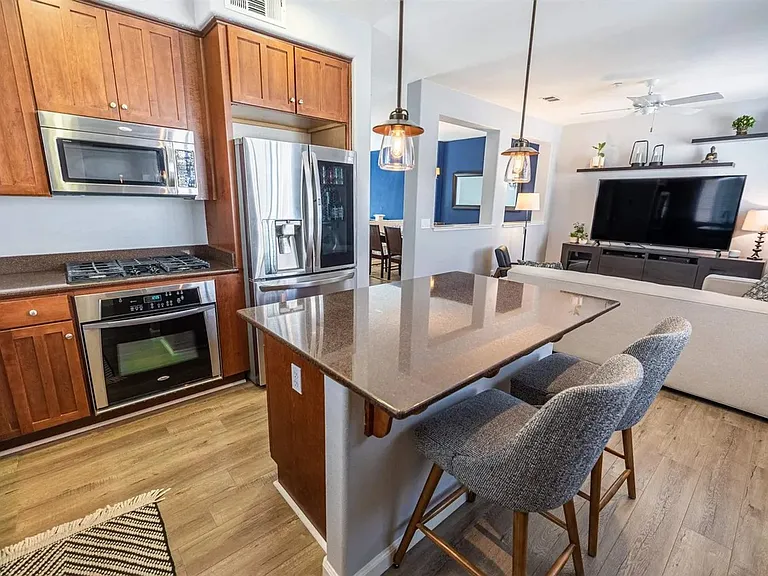 1026 Aquamarine Ter — Photo 10