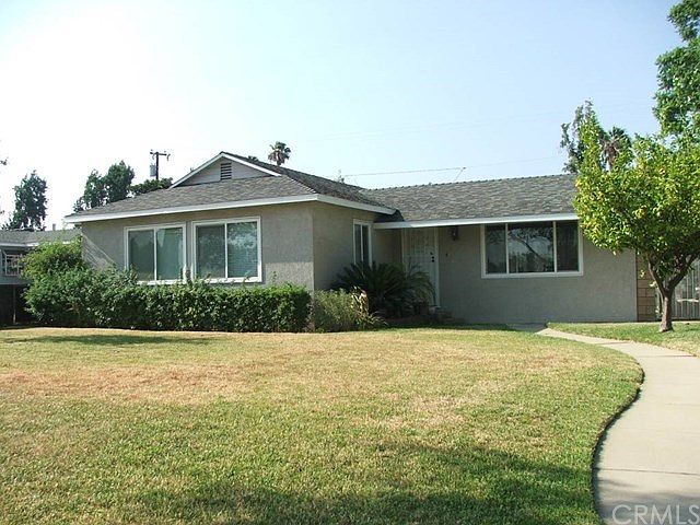 1st image of 904 W Rosewood Ct