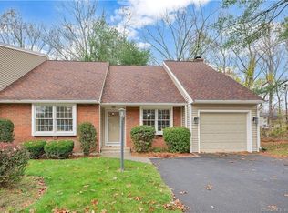 13 The Mdws #13, Enfield, CT 06082