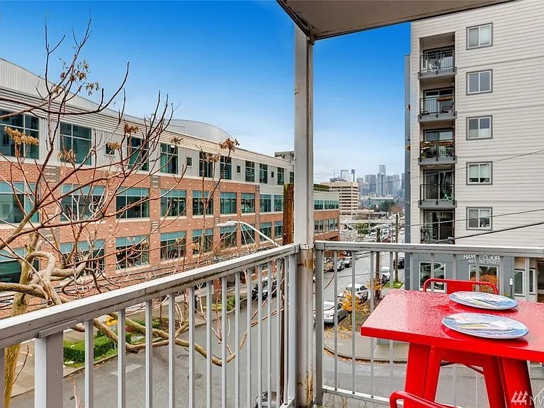 762 Hayes St #28 — Photo 25
