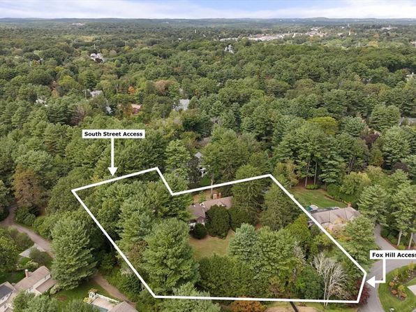 660 South St, Needham, MA 02492