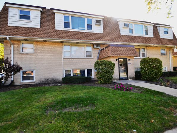 9907 W 58th St APT 9