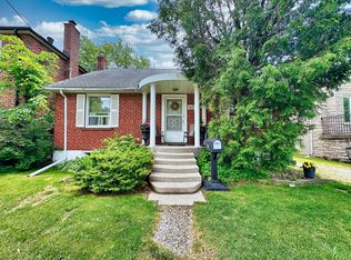 145 Parkview Ave, Toronto, ON M2N 3Y6