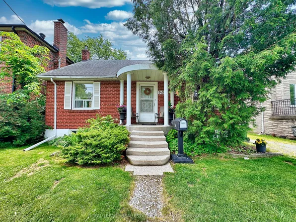 145 Parkview Ave, Toronto, ON M2N 3Y6