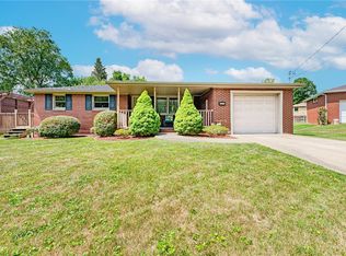 12717 Spruce Dr, North Huntingdon, PA 15642