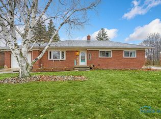 839 Athens Rd, Oregon, OH 43616