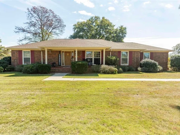 1748 Main St, Brent, AL 35034