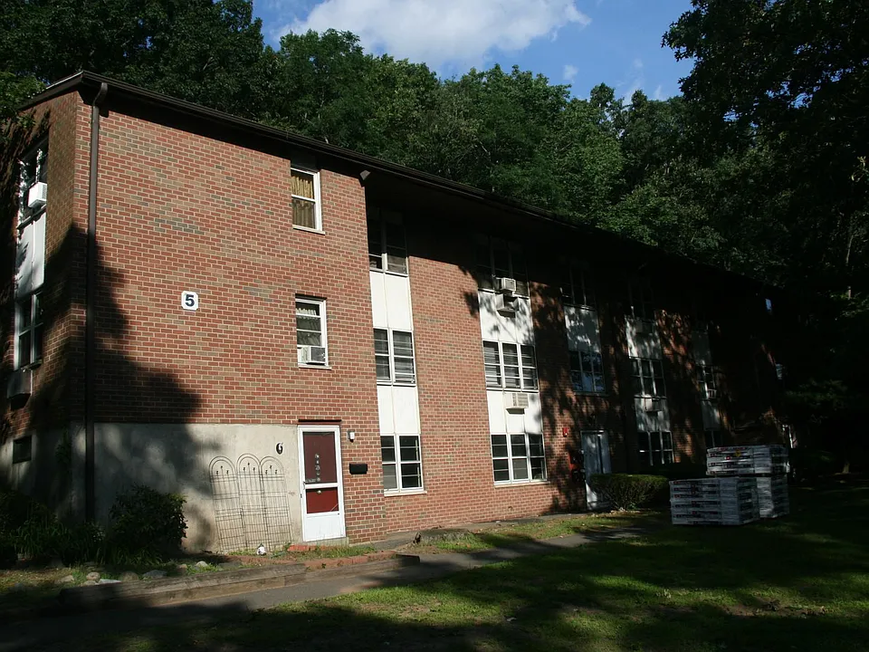 72 Terrace Gdns #72
