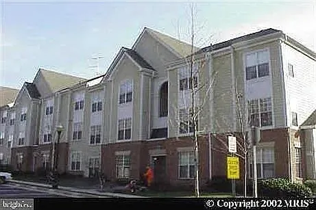 Building Photo - 12905 Alton Sq #203