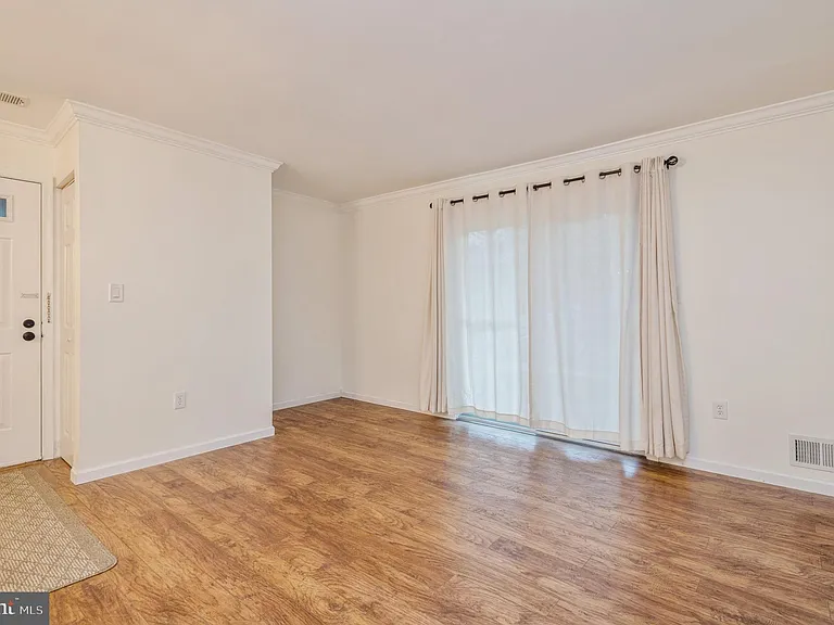 101 Quince Ct — Photo 3