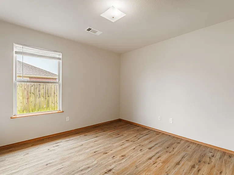 417 E Southern Trace Dr — Photo 26