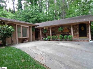 11 Cascade Ct, Greenville, SC 29611