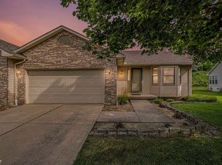 7358 Cross Creek Dr, Swartz Creek, MI 48473