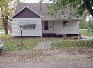 321 W Monroe St, Metamora, IL 61548