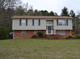 124 Brook Cir, Danville, VA 24541