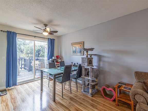 4th image of 1605 Summit Dr #75