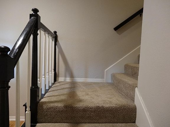 3rd image of 864 Augusta Dr #208