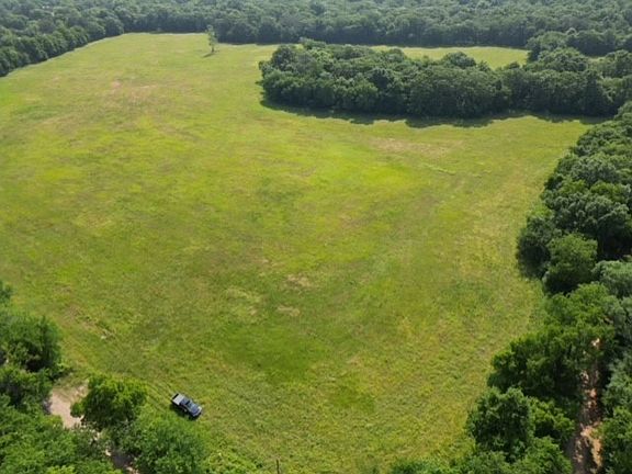 4th image of Fidlers Bend Dr