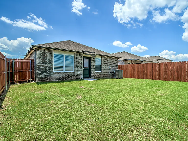 Fenced Yard