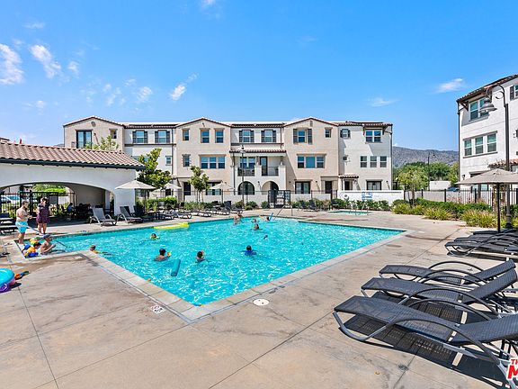 3rd image of 543 W Foothill Blvd Unit 121