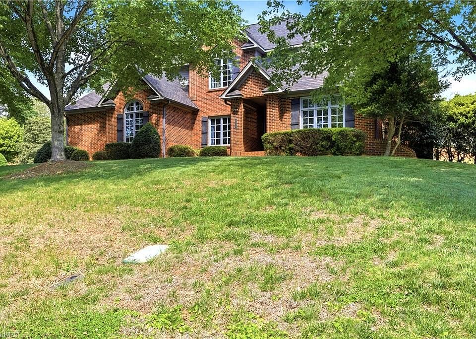 1st image of 5055 Shady Maple Ln