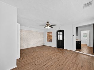 9858 Sageaspen Ln, Houston, TX 77089