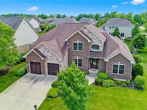 2nd image of 1210 English Bridle Ct