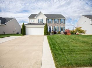402 Buckingham Grv, Wadsworth, OH 44281