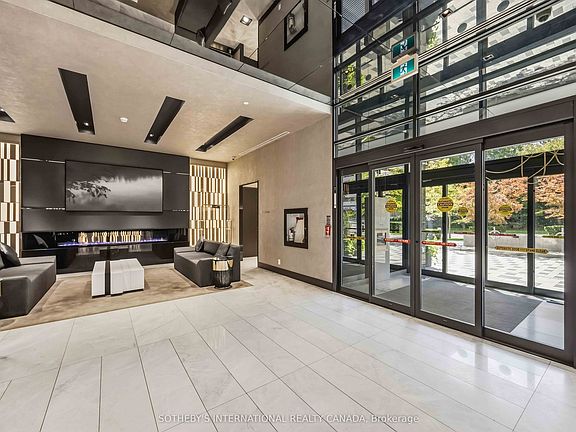 4th image of 609 Avenue Rd #1410