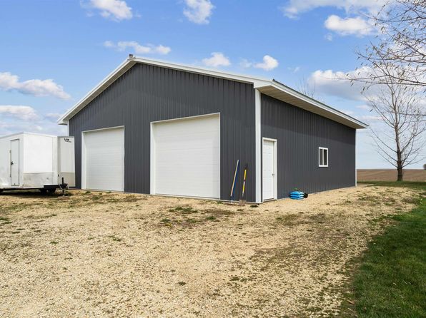 2195 108th St, Hazleton, IA 50641