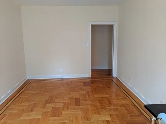 Rented by Owner | media 11