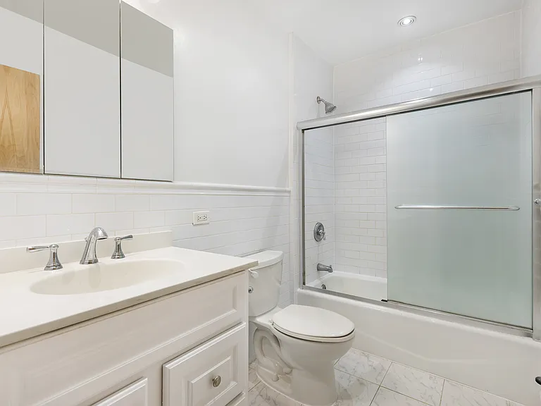 1215 Park Ave #1 — Photo 10