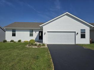 7386 Silo St, Machesney Park, IL 61115