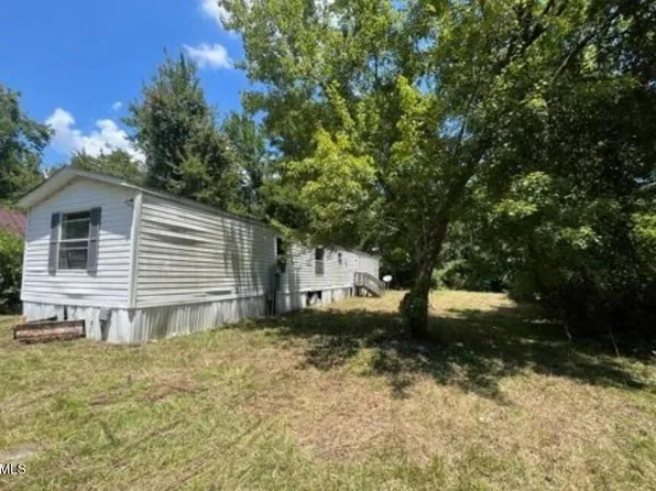 365 Scronce Rd, Harrells, NC 28444