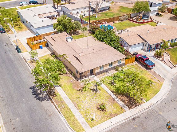 5th image of 2105 Smoketree Ct